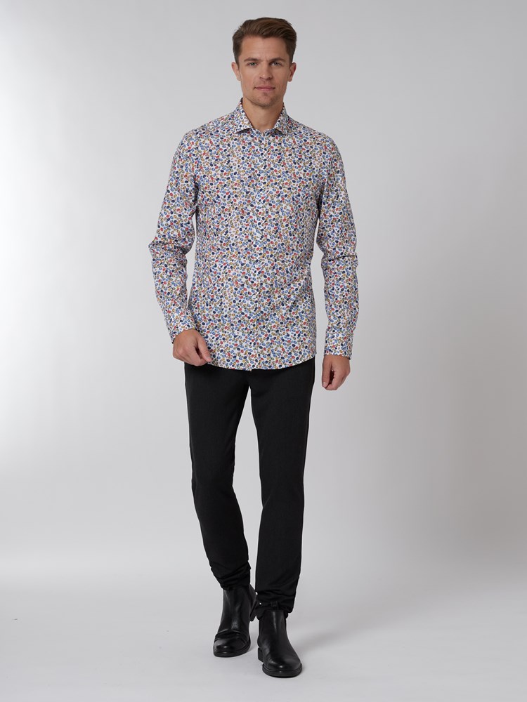 Foglia skjorte 7249669_OAA-MARIOCONTI-S22-Modell-Front_chn=vic_2751.jpg_Front||Front