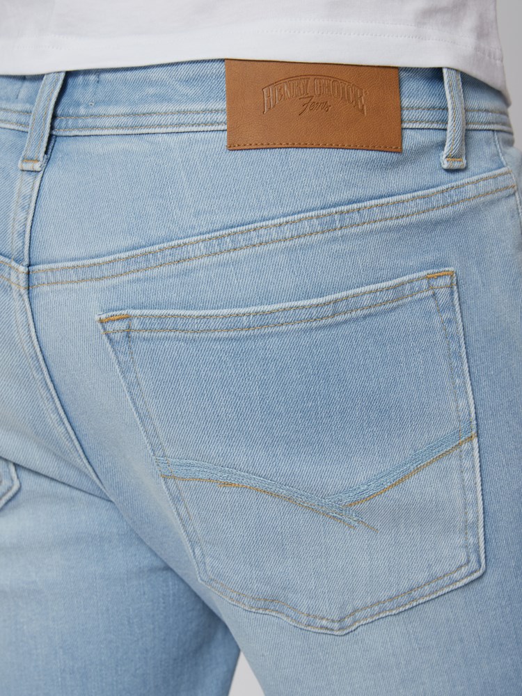 Slim Bill comfort jeans 7249682_DAH-HENRYCHOICE-S22-Modell-Back_chn=vic_6940_Slim Bill comfort jeans DAH_Slim Bill comfort jeans DAH 7249682.jpg_Back||Back