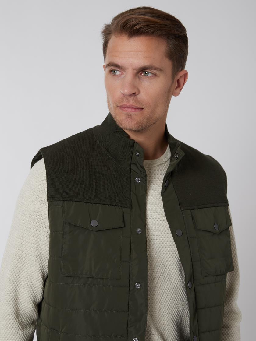 Axel vest GUC