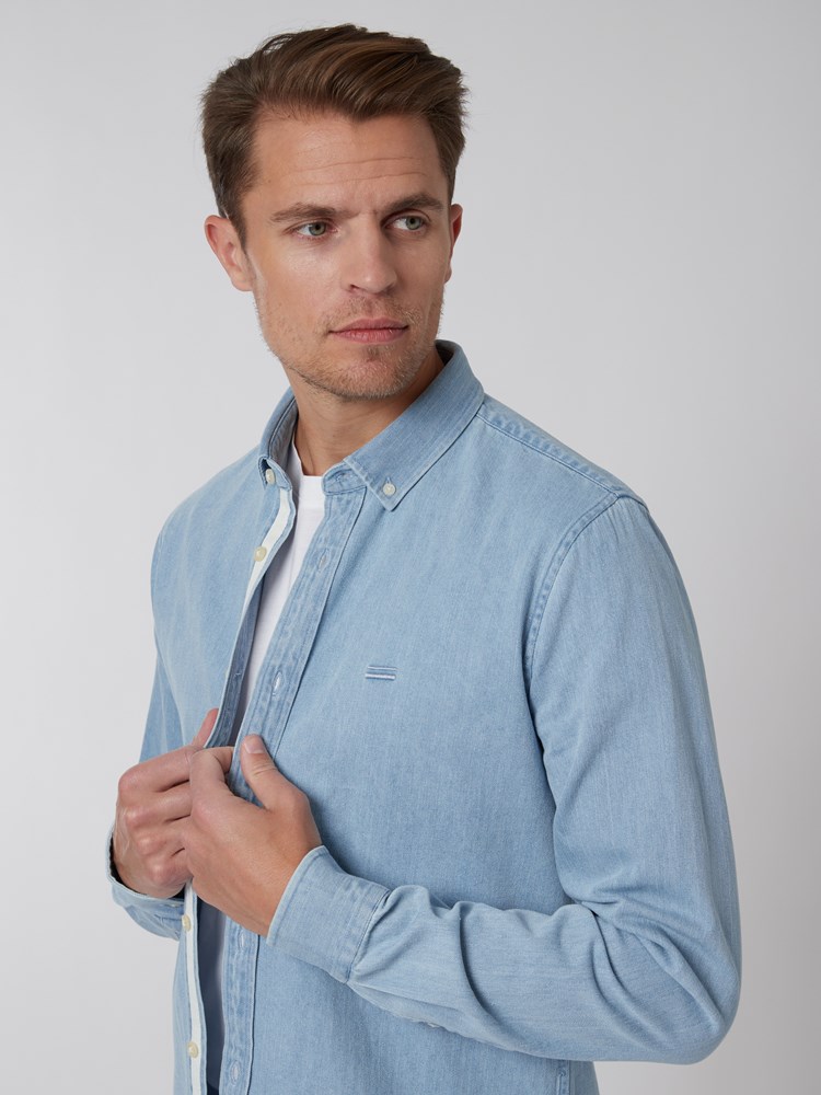 Devin denimskjorte 7249702E8SM 33_Devin denimskjorte E8S.jpg_