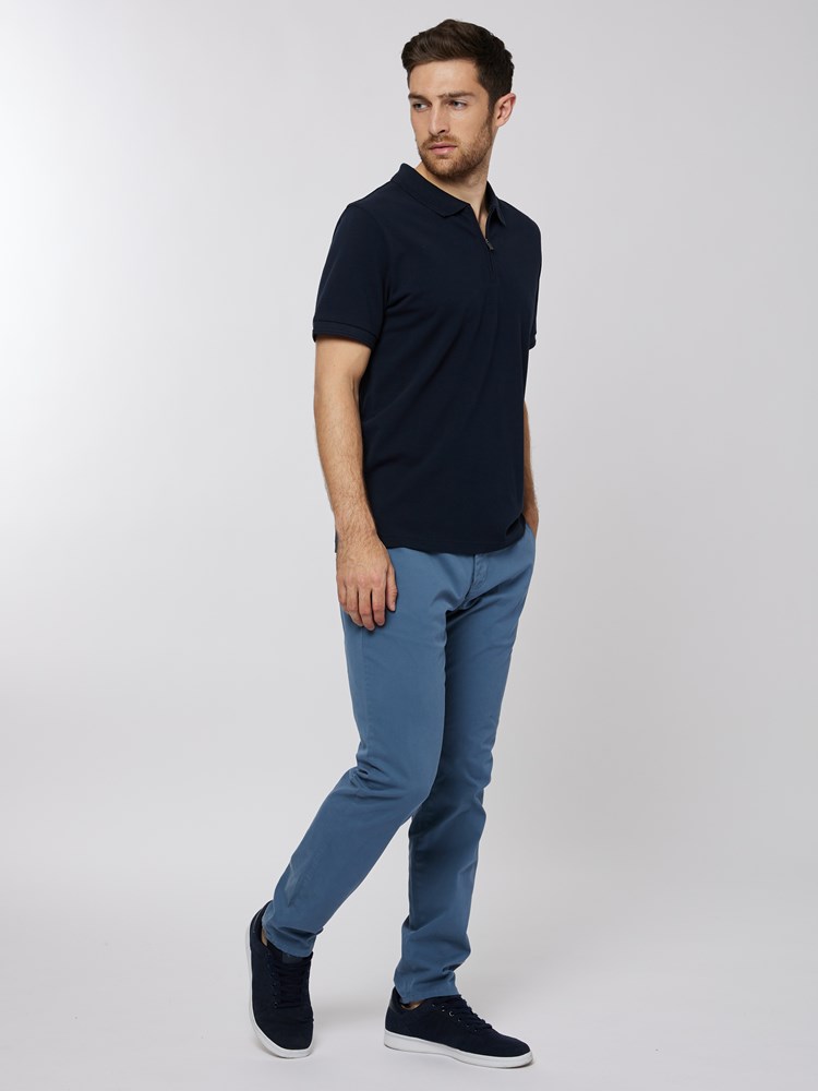 Aron chinos 7249730 EHI 5.jpg_