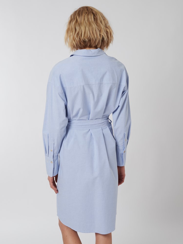 Felice kjole 7249882_400-IN WEAR-S22-Modell-Back_chn=vic_2689_Felice kjole 400.jpg_Back||Back