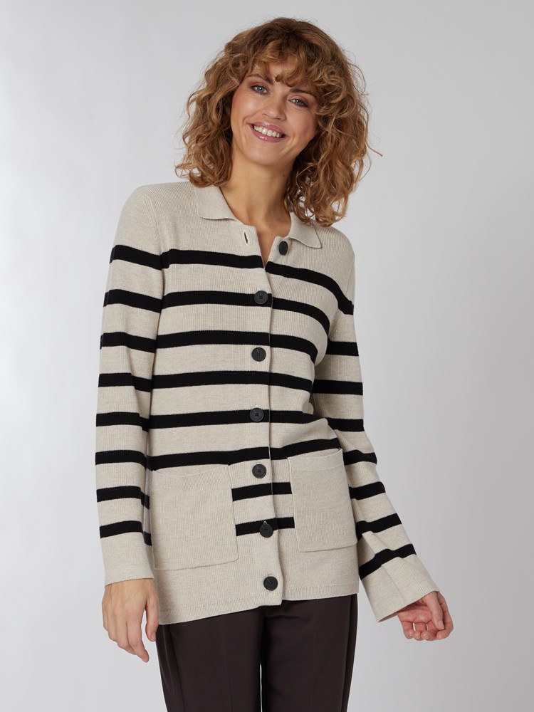 Gittel cardigan 7249883_I2M-IN WEAR-S22-Modell-Front_chn=vic_1971_Gittel cardigan I2M 7249883.jpg_Front||Front