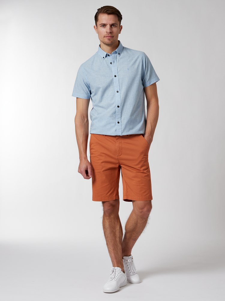 Crew chino shorts 7249913_ADJ-MRCAPUCHIN-H22-Modell-Front_chn=vic_9998_Crew chino shorts ADJ.jpg_Front||Front