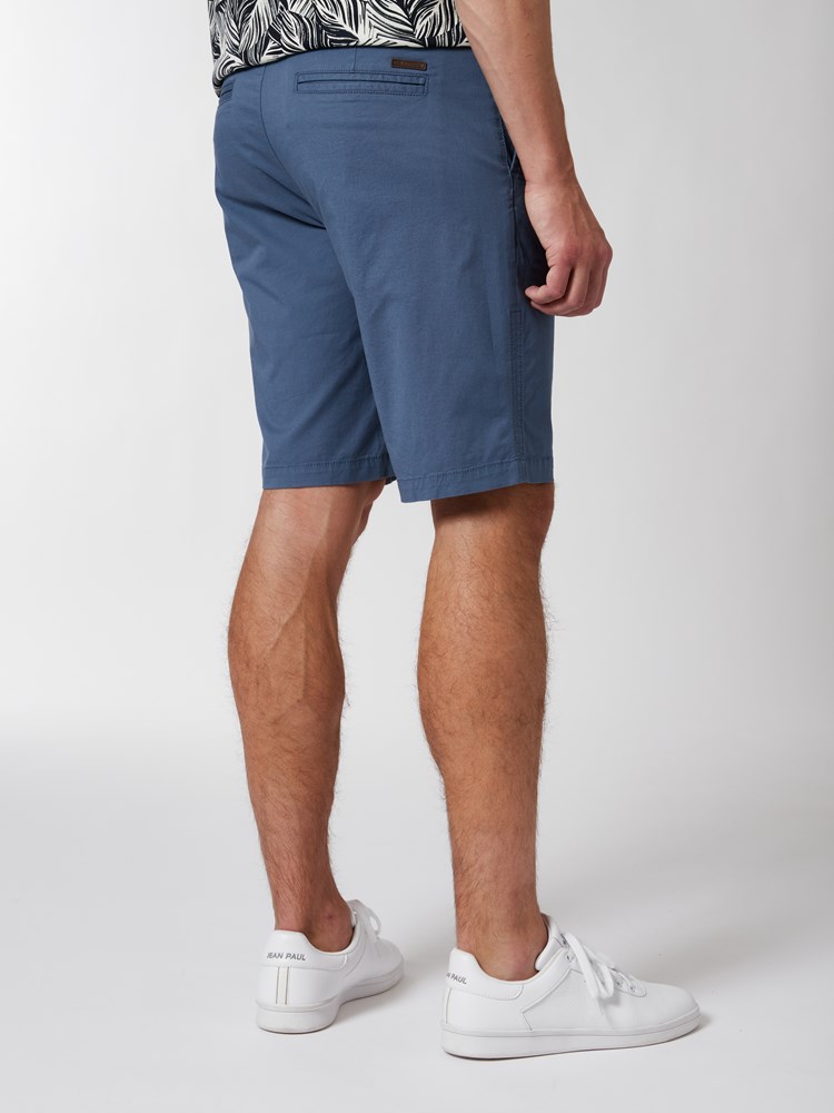 Crew chino shorts 7249913_EPF-MRCAPUCHIN-H22-Modell-Back_chn=vic_9009_Crew chino shorts EPF.jpg_Back||Back