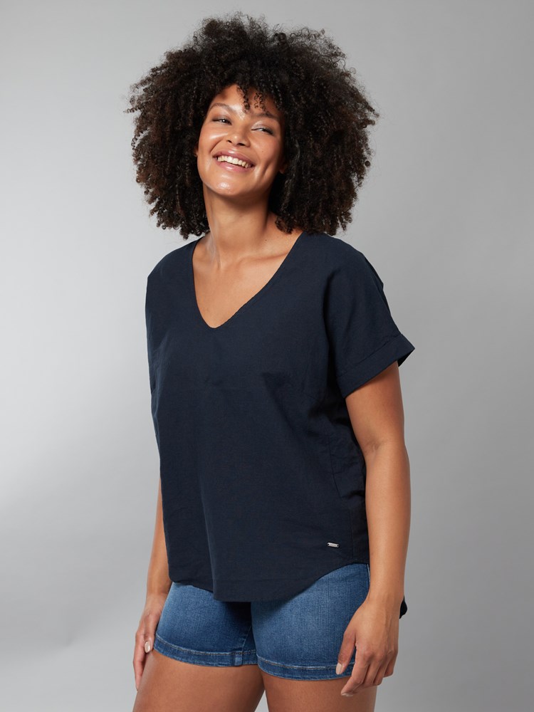 Chantelle linbluse 7249979_EM6-JEANPAUL-H22-Modell-Front_1517_Chantelle linbluse EM6_Chantelle linbluse EM6 7249979.jpg_Front||Front