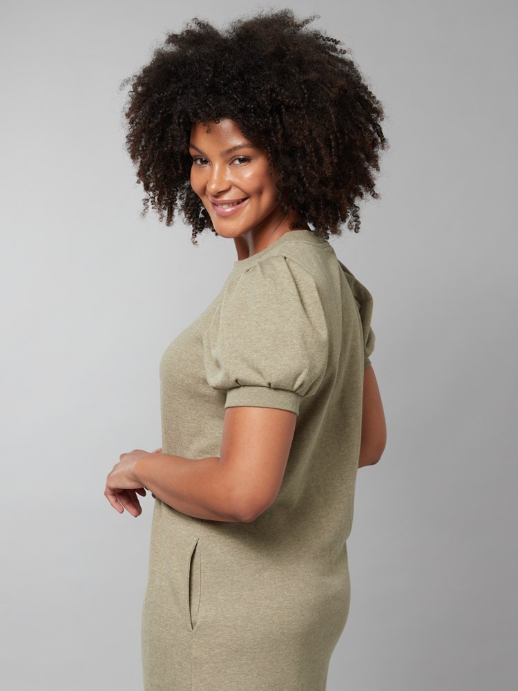 Tilly kjole 7250072_GKJ-JEANPAUL-H22-Modell-Front_8934_Tilly kjole GKJ_Tilly kjole GKJ 7250072.jpg_Front||Front