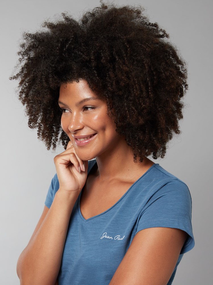 Agnais t-skjorte 7250141_EEJ-JEANPAUL-H22-Modell-Front_3987_Agnais t-skjorte EEJ_Agnais t-skjorte EEJ 7250141.jpg_Front||Front