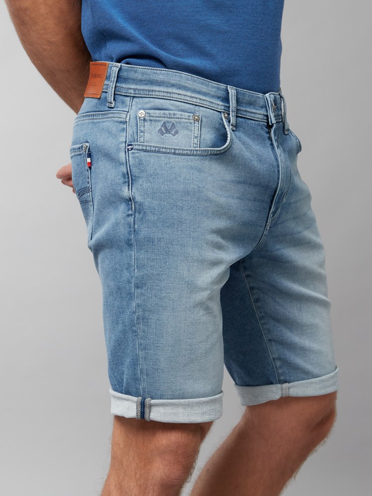 Pierre knit denim shorts 7250224_DAD-JEANPAUL-H22-Modell-Front_6005_Pierre knit denim shorts DAD.jpg_Front||Front