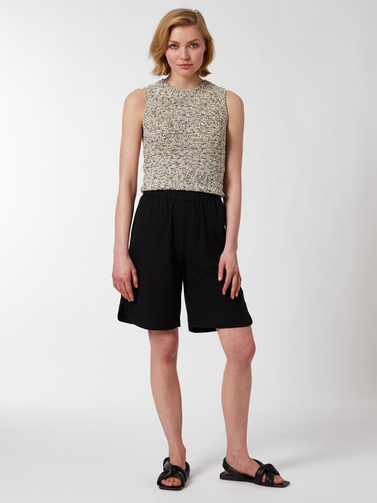 Chloe shorts 7250413_CAB-BLU-H22-Modell-Front_chn=vic_3345_Chloe shorts CAB 7250413.jpg_Front||Front