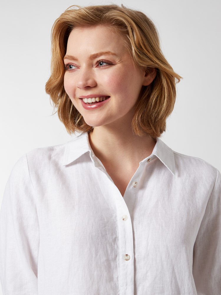 Clarita linskjorte 7250419_O79-BLU-H22-Modell-Front_chn=vic_441_Clarita linskjorte O79 7250419.jpg_Front||Front