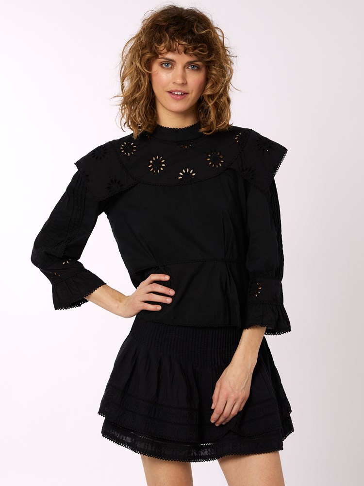 Allegra bluse 7250425_CAB-BLU-H22-Modell-Front_chn=vic_1326_Allegra bluse CAB.jpg_Front||Front