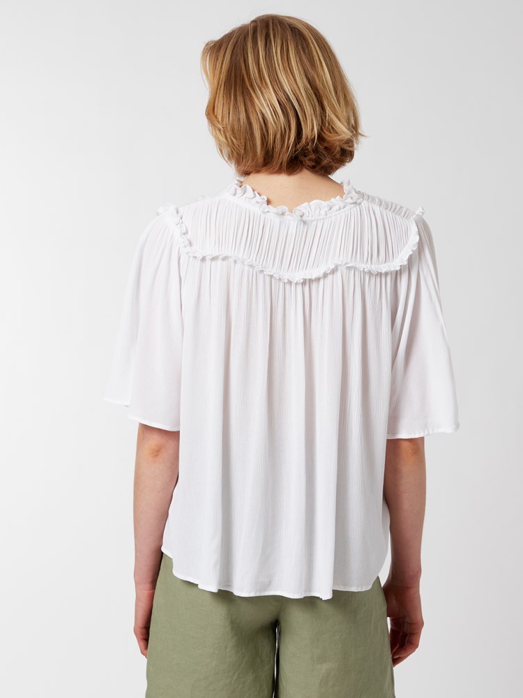 Coachella bluse 7250443_O79-BLU-H22-Modell-Front_chn=vic_3098_Coachella bluse O79 7250443.jpg_Front||Front