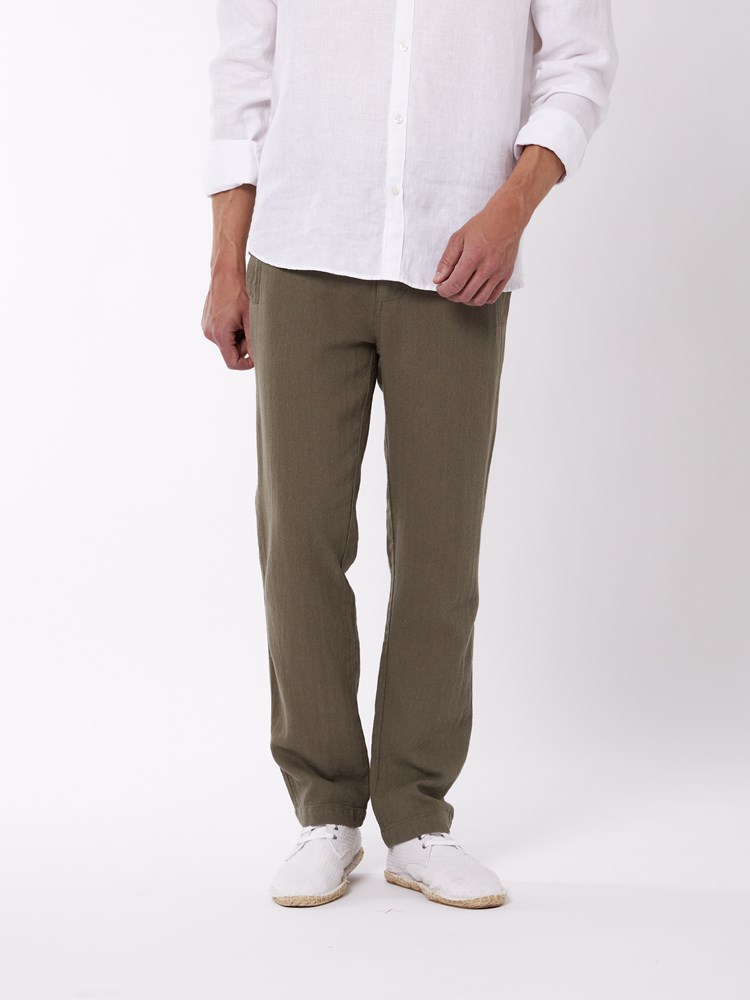 Robert linbukse 7250487_GMR-VESB-H22-Modell-Front_chn=vic_8071.jpg_Front||Front