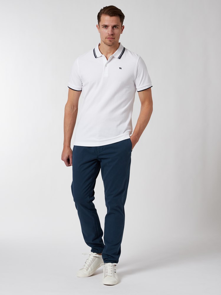Bowen pique 7250521_O68-VESB-H22-Modell-Front_chn=vic_4885.jpg_Front||Front