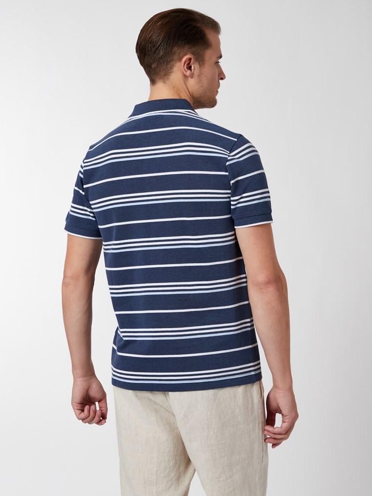 Jeremy pique 7250524_EM6-VESB-H22-Modell-Back_chn=vic_8097.jpg_Back||Back
