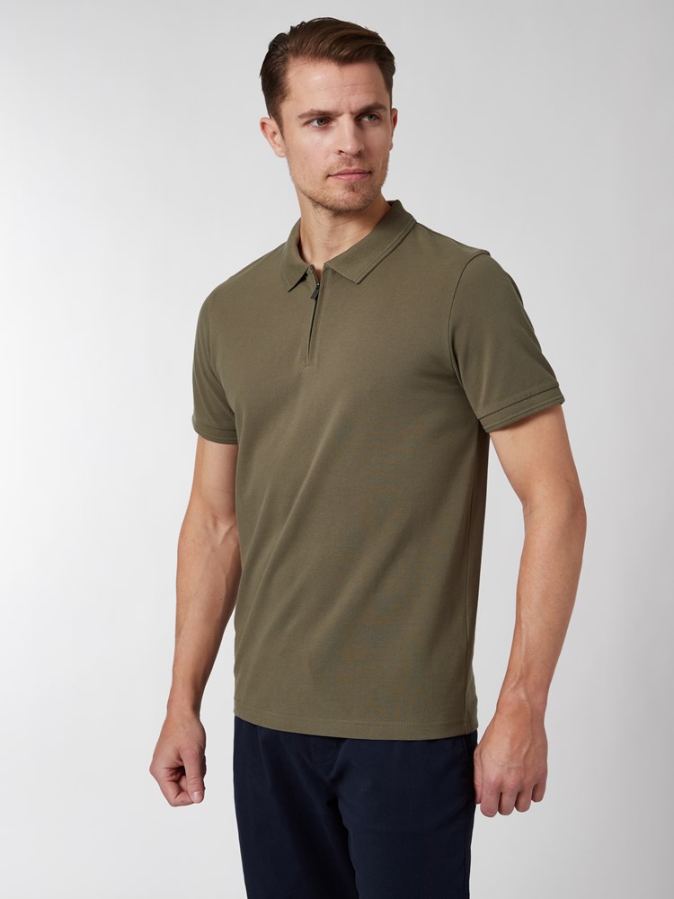 Connery polo t-skjorte 7250525_GMR-VESB-H22-Modell-Front_chn=vic_6393.jpg_Front||Front