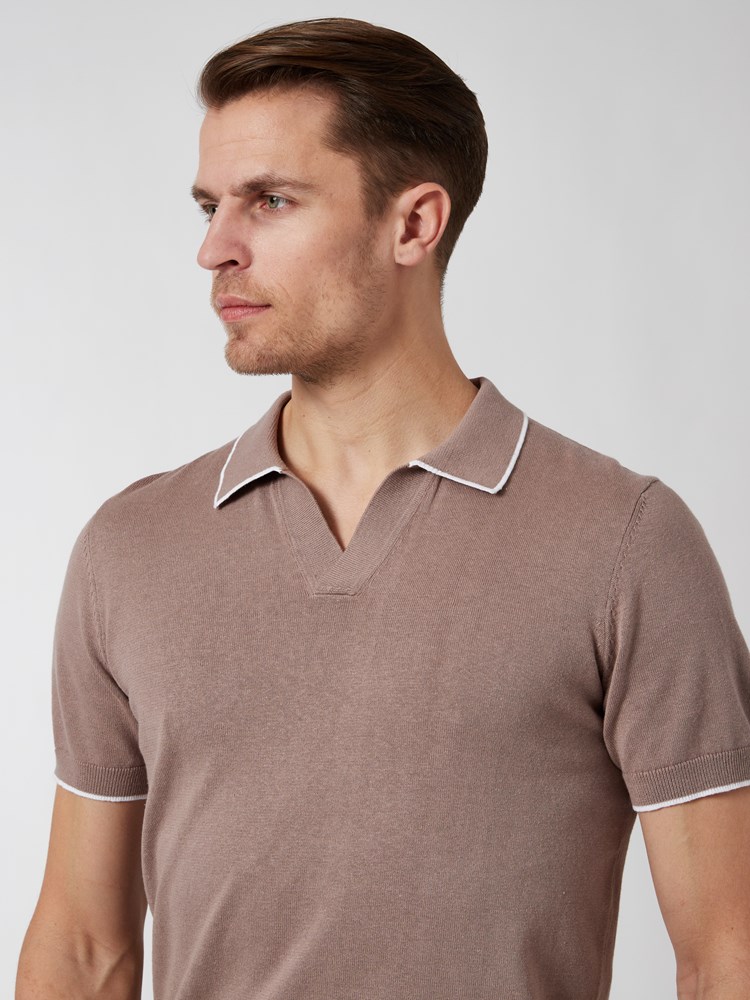 Edward polo t-skjorte 7250526_MPH-VESB-H22-Modell-Front_chn=vic_3372.jpg_Front||Front
