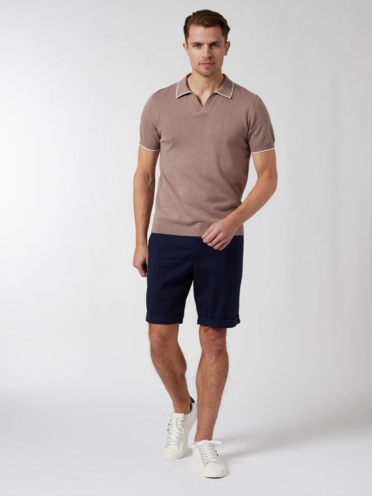 Edward polo t-skjorte 7250526_MPH-VESB-H22-Modell-Front_chn=vic_5725.jpg_Front||Front