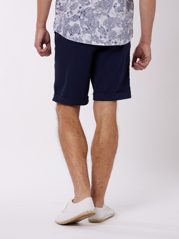 Carl linshorts 7250532_EM6-VESB-H22-Modell-Back_chn=vic_1404.jpg_Back||Back