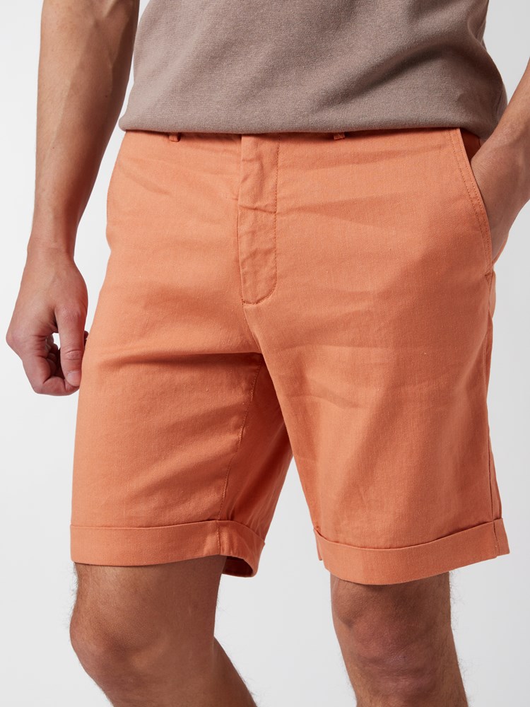 Carl linshorts 7250532_MMR-VESB-H22-Modell-Front_chn=vic_3167.jpg_Front||Front