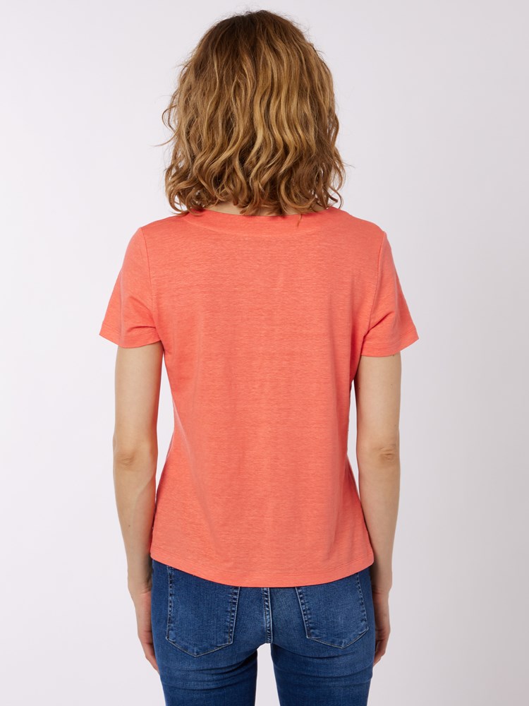 Linnea lin t-skjorte 7250543_MNU-MELL-H22-Modell-Back_chn=vic_7808_Linnea lin t-skjorte MNU 7250543.jpg_Back||Back