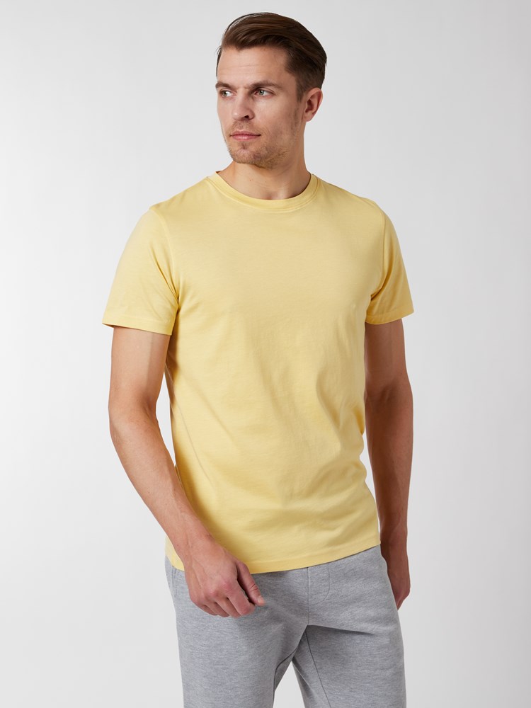 Ryan t-skjorte 7250551_A8Q-VESB-H22-Modell-Front_chn=vic_7488.jpg_Front||Front