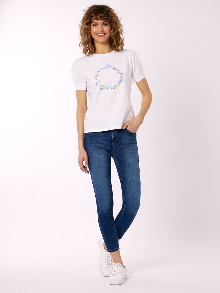Filippa topp 7250565_O68-MELL-H22-Modell-Front_chn=vic_9855_Filippa topp O68 7250565.jpg_Front||Front