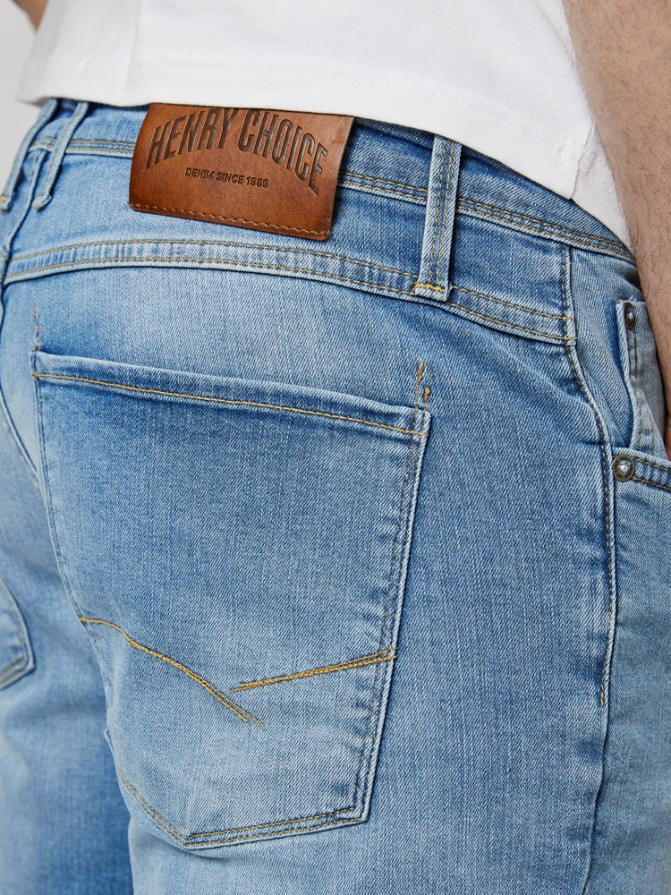 Slim Will blue jeans 7250648_DAD-HENRYCHOICE-NOS-Modell-Front_chn=boys_7518_Slim Will blue jeans DAD 7250648.jpg_Front||Front