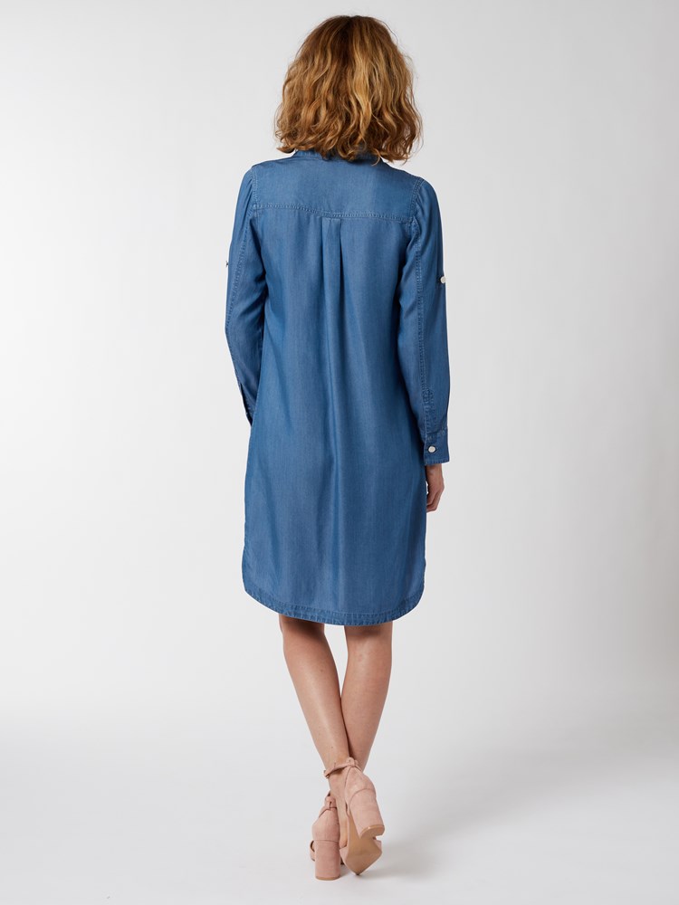 Calla skjortekjole 7250701_ECL-RICCO VERO-H22-Modell-Back_chn=vic_6289_Calla skjortekjole ECL 7250701.jpg_Back||Back