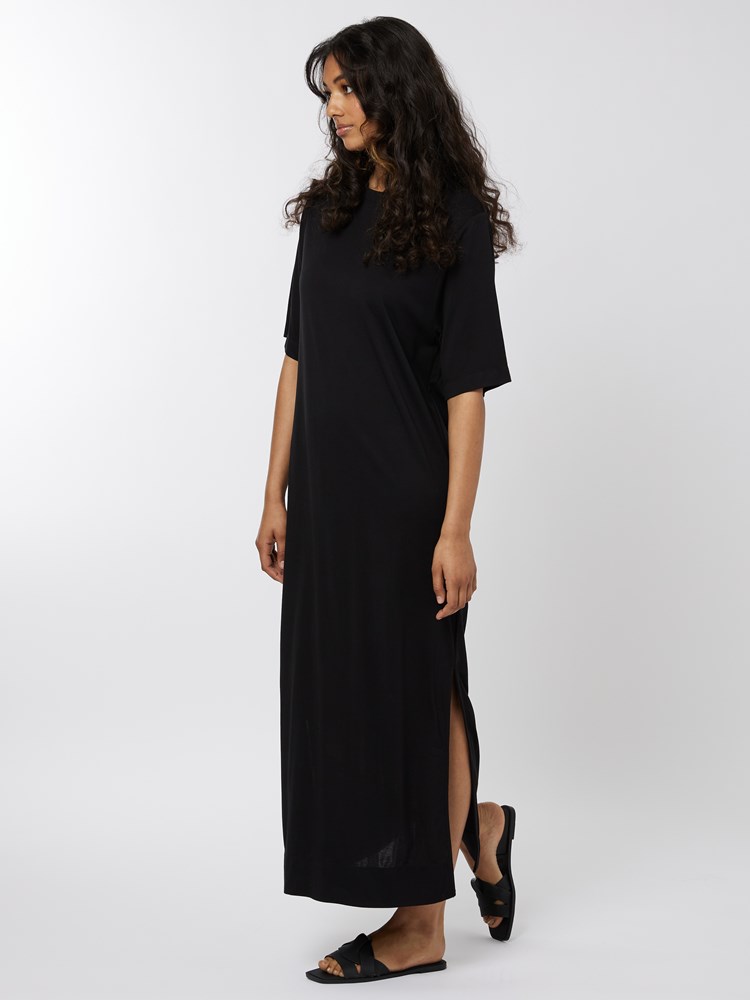 Josie kjole 7250795_CAB-IN WEAR-A22-Modell-Front_chn=vic_955_Josie kjole CAB 7250795.jpg_Front||Front