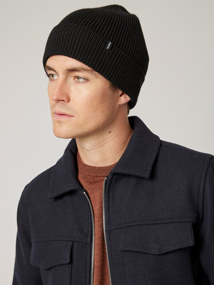JACK MERINO LUE 7250919_CAB-VESB-A22-Modell-Front_chn=vic_2846.jpg_Front||Front