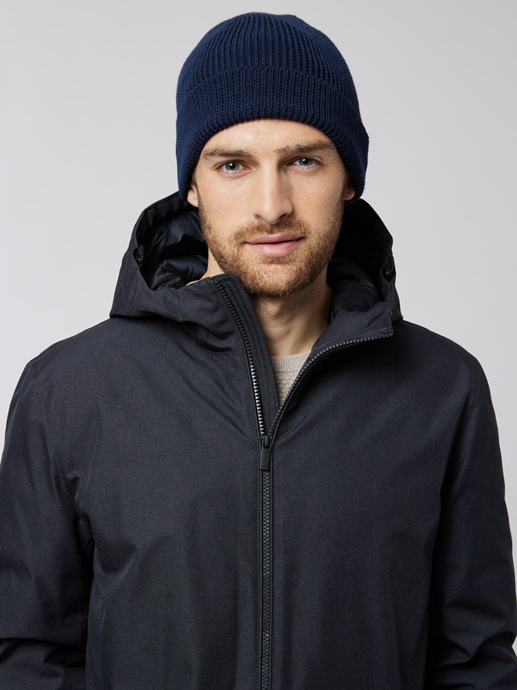 JACK MERINO LUE 7250919_EM6-VESB-A22-Modell-Front_chn=vic_3417.jpg_Front||Front