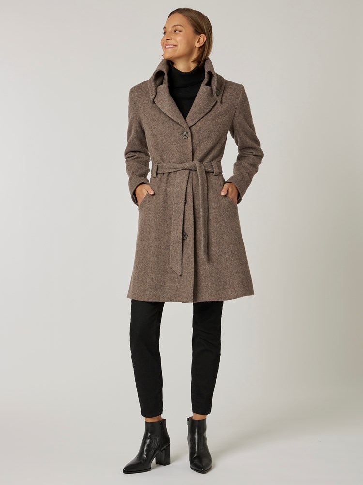 Calli winter trench 7251115_AM3-RICCO VERO-A22-Modell-Front_chn=vic_2331_Calli winter trench AM3 7251115.jpg_Front||Front