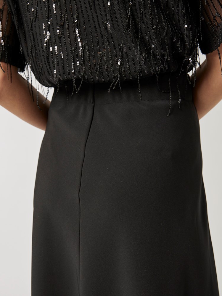 Ilma skjørt 7251185_CAB-IN WEAR-W22-details_chn=vic_724_Ilma skjørt CAB 7251185.jpg_