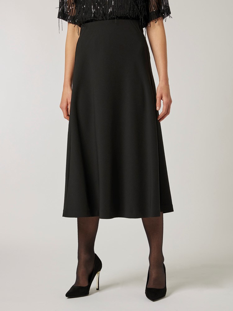Ilma skjørt 7251185_CAB-IN WEAR-W22-Modell-Front_chn=vic_9548_Ilma skjørt CAB 7251185.jpg_Front||Front