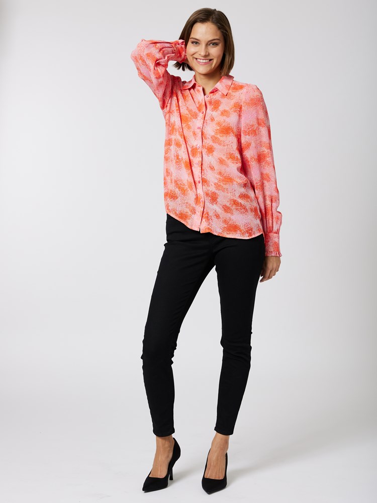 Davila skjorte 7251464_291-IN WEAR-S23-Modell-Front_chn=vic_8314_Davila skjorte 291 7251464.jpg_Front||Front