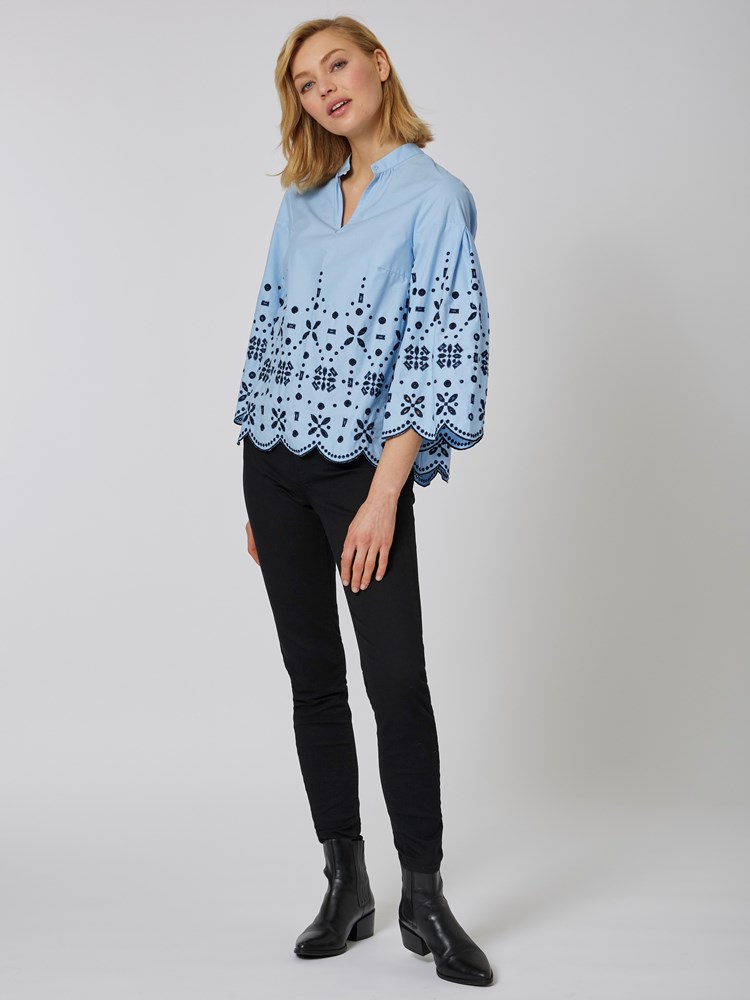 Dorika bluse 7251470_EN3-IN WEAR-S23-details_chn=vic_9740_Dorika bluse EN3 7251470.jpg_