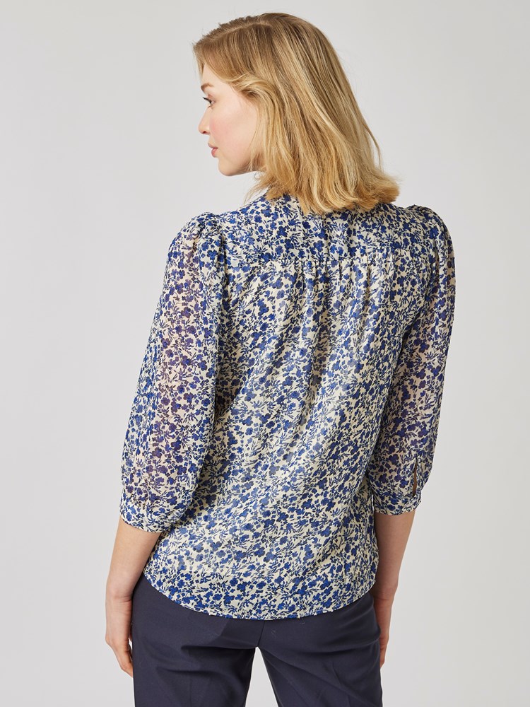Amy bluse 7251475_O68-RICCO VERO-S23-Modell-Back_chn=vic_300_Amy bluse O68 7251475.jpg_Back||Back