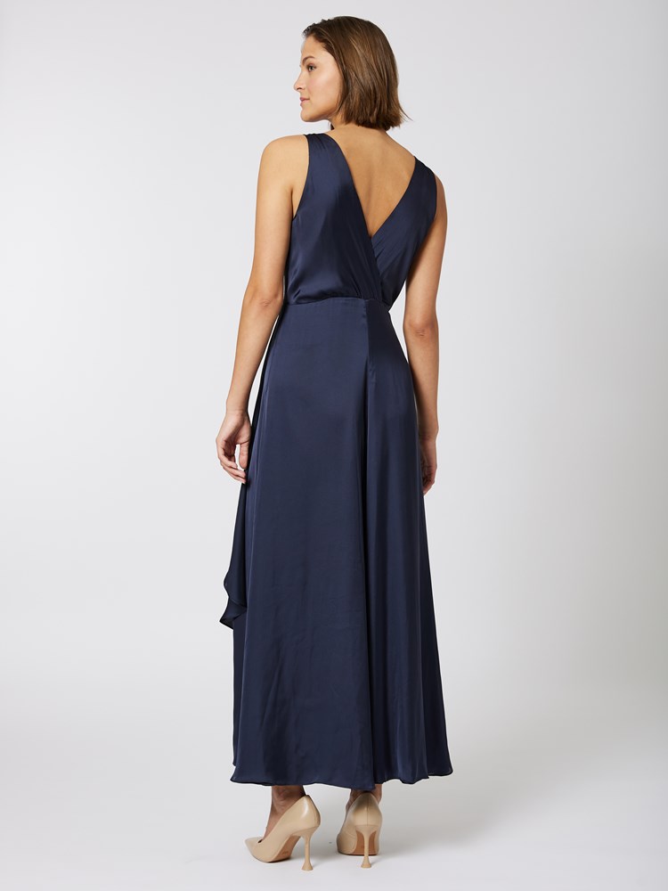 Sevida kjole 7251479_EOV-RICCO VERO-S23-Modell-Back_chn=vic_7400_Sevida kjole EOV 7251479.jpg_Back||Back