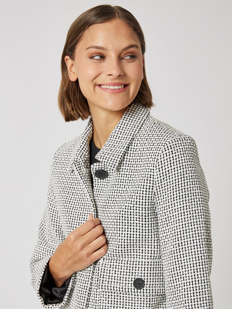 Perlene jakke 7251571_CAB-IN WEAR-H23-details_chn=vic_2748_Perlene jakke CAB 7251571.jpg_