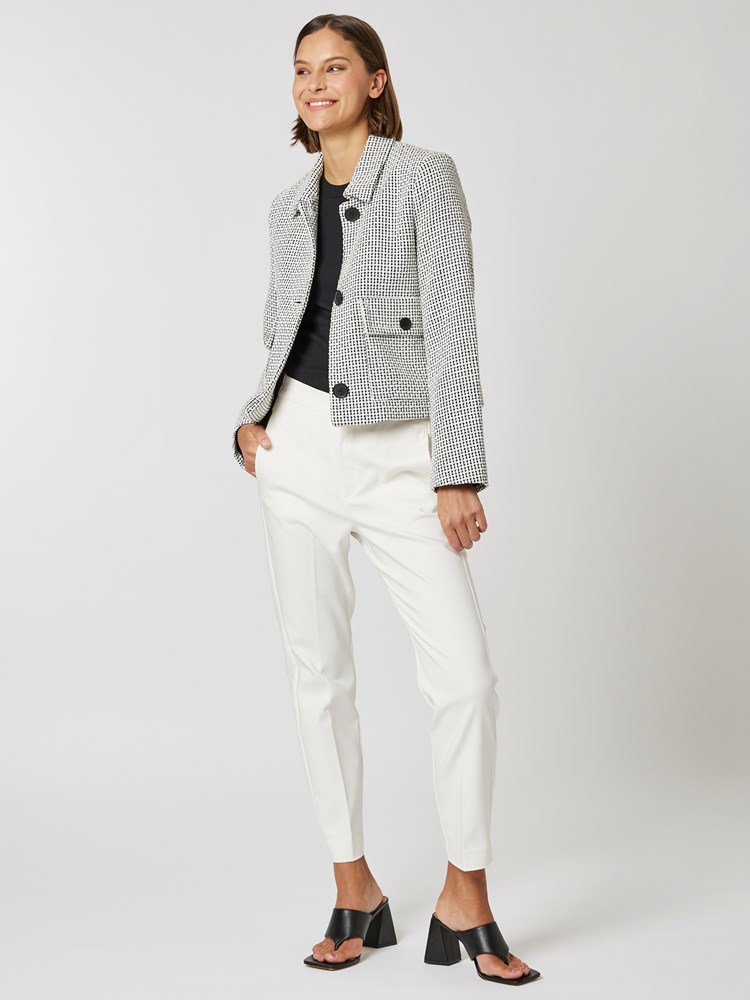 Perlene jakke 7251571_CAB-IN WEAR-H23-details_chn=vic_3817_Perlene jakke CAB 7251571.jpg_