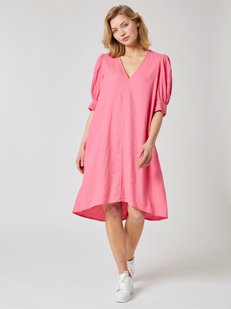 Kiko yanca kjole 7251572_MQX-IN WEAR-H23-Modell-Front_chn=vic_8591_Kiko yanca kjole MQX 7251572.jpg_Front||Front