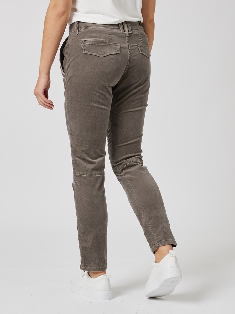Rich Cargo Velvet 7251977_GOS-MAC-A23-Modell-Back_chn=vic_4524_Rich Cargo Velvet GOS_Rich Cargo Velvet GOS 7251977.jpg_Back||Back