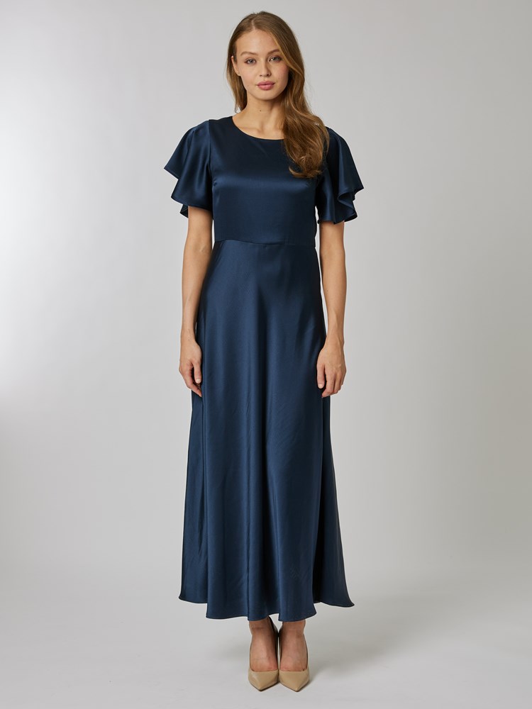 Augustine kjole 7252422_EM6-RICCO VERO-S24-Modell-Front_chn=vic_6607_Augustine kjole EM6_Augustine kjole EM6 7252422.jpg_Front||Front