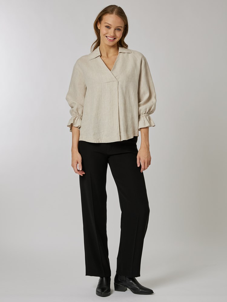 Peg bluse 7252425_I2M-IN WEAR-S24-Modell-Front_chn=vic_6698_Peg bluse I2M_Peg bluse I2M 7252425.jpg_Front||Front