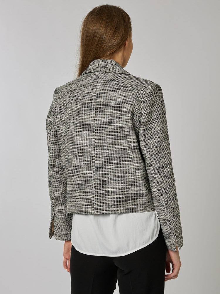 Zaccai jakke 7252426_CAB-IN WEAR-S24-Modell-Back_chn=vic_6550_Zaccai jakke CAB_Zaccai jakke CAB 7252426.jpg_Back||Back