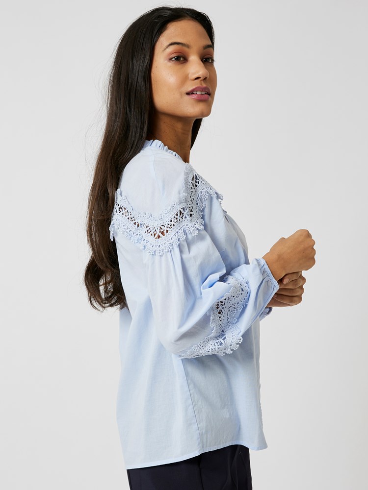 Winnie bluse 7252561_EJH-RICCO VERO-H24-Modell-Front_chn=vic_772.jpg_Front||Front