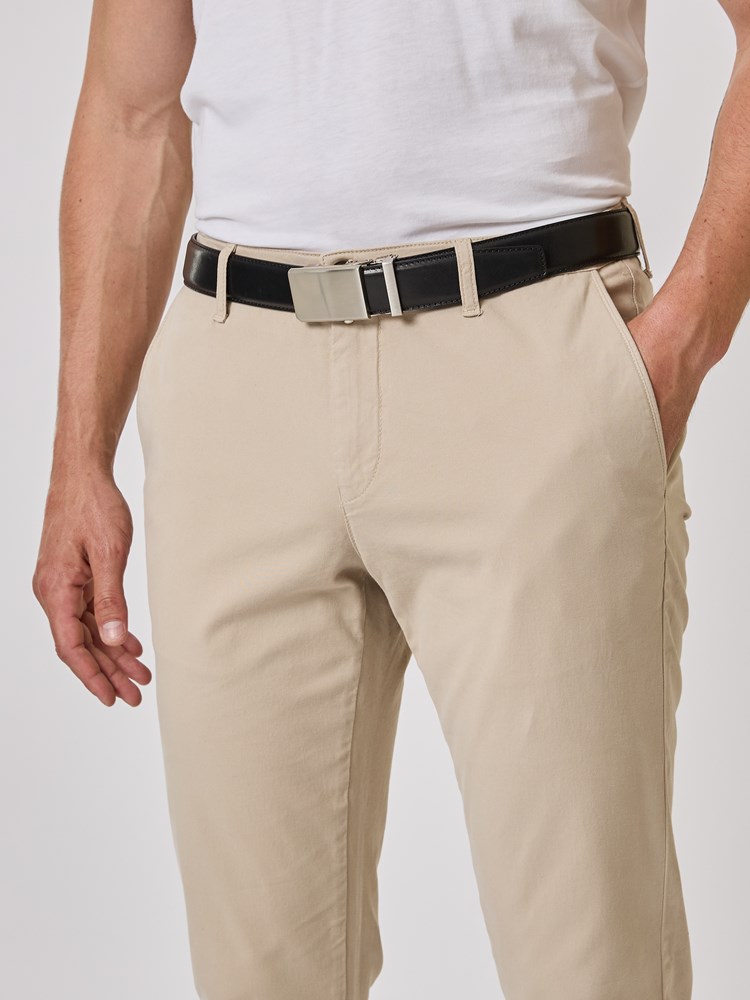 Moras skinnbelte 7252778_CAB-SADDLER-NOS-Modell-Front_chn=vic_2817_Moras skinnbelte CAB_Moras skinnbelte CAB 7252778.jpg_Front||Front