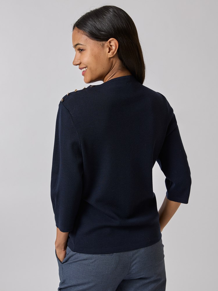 Carita Polo 7252783_EM6-RICCO VERO-A24-Modell-Back_chn=vic_3326_Carita Polo EM6_Carita Polo EM6 7252783.jpg_Back||Back